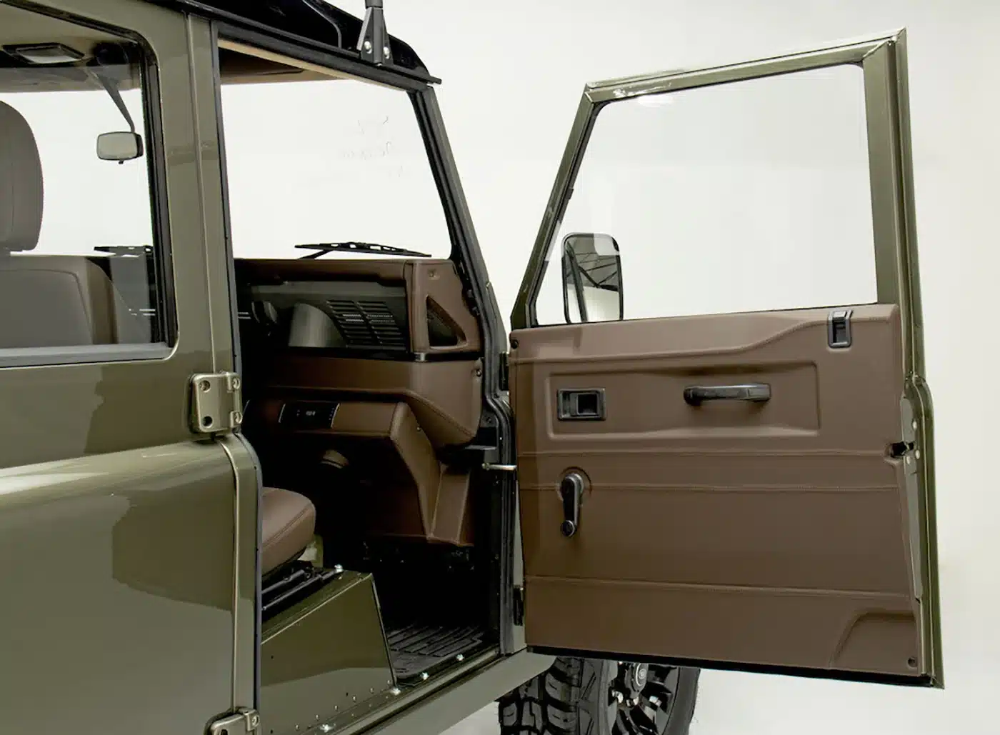 rinnovo-portiere-e-plastiche-interne